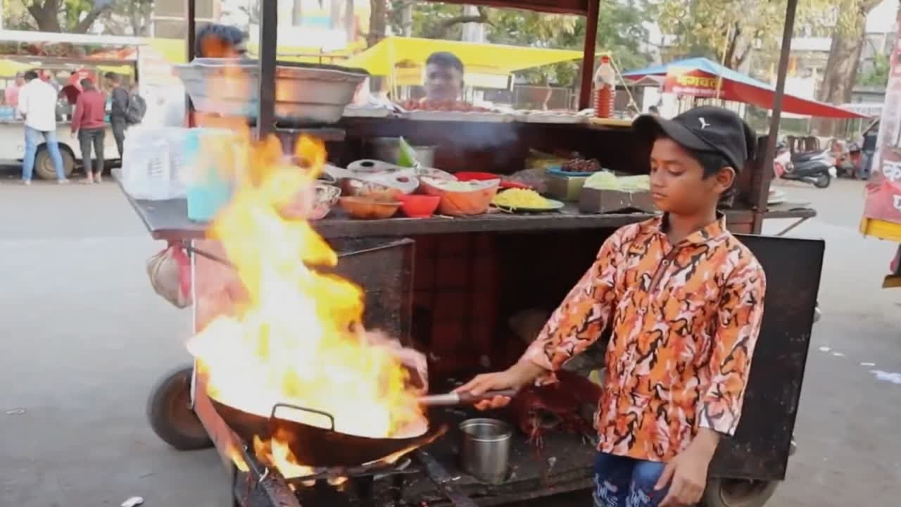 炒面条怎么炒好吃？解锁美味炒面的秘诀和技巧