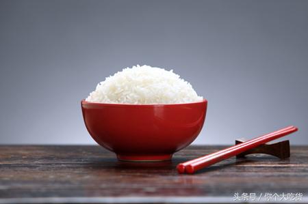 怎么蒸饭好吃？米饭专家教你做出粒粒分明、香甜可口的完美米饭